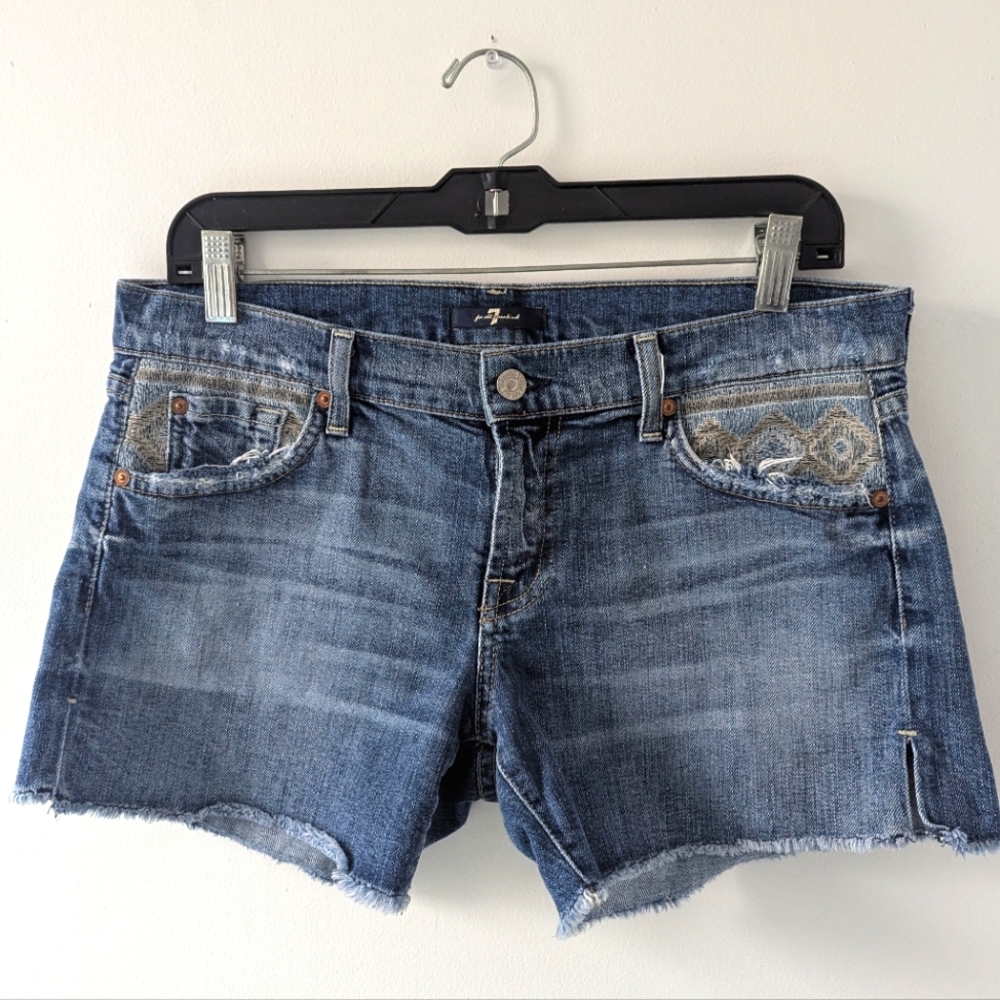 7 For All Mankind Low Rise Boho Denim Jean Shorts With Side Slits Size 27